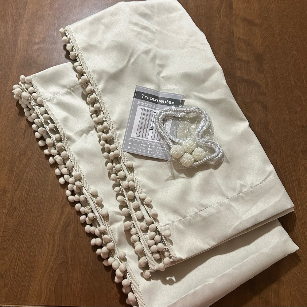 Pair Treatmentex curtain panels NWT